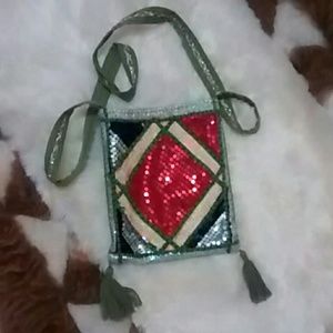 👜 Adorable crossbody bag